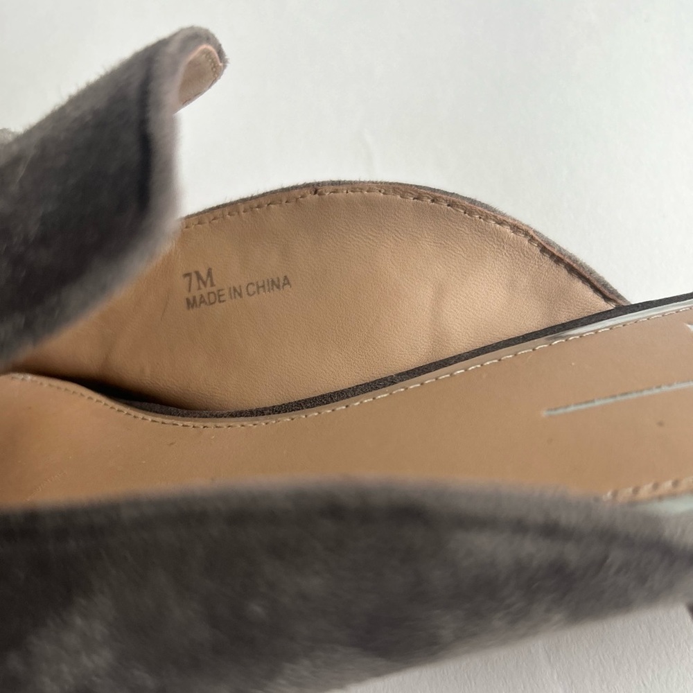 Linea Paolo Grey Suede Genuine Leather Point Toe Bow Mules size 7 - Picture 12 of 14